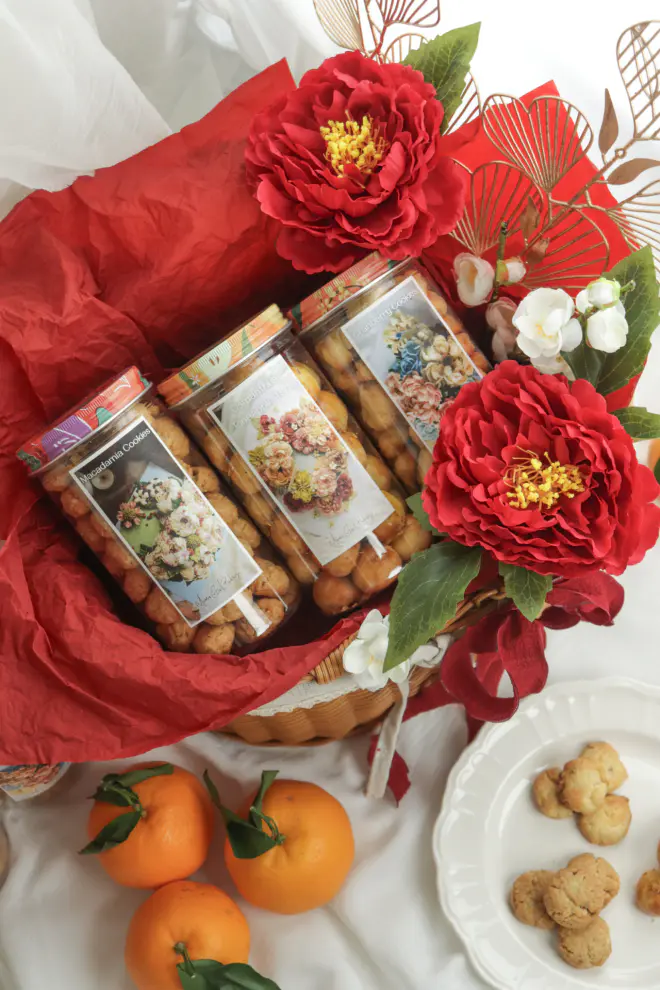 Usher In Prosperity With Mmg Patisserie'S Chinese New Year Delicacies 42 Dragon'S Fortune Cookie Gift Basket