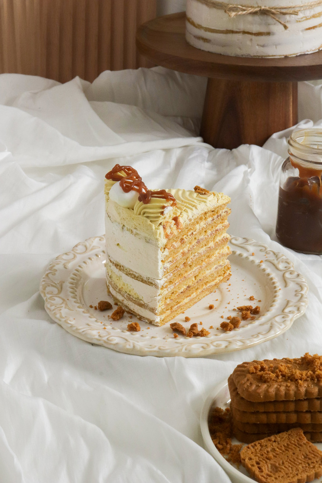 Salted Caramel 6&Quot; Honey Layer Cake