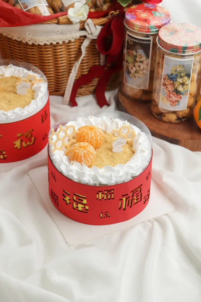 Usher In Prosperity With Mmg Patisserie'S Chinese New Year Delicacies 49 Prosperity Mandarin Orange Honey Cake
