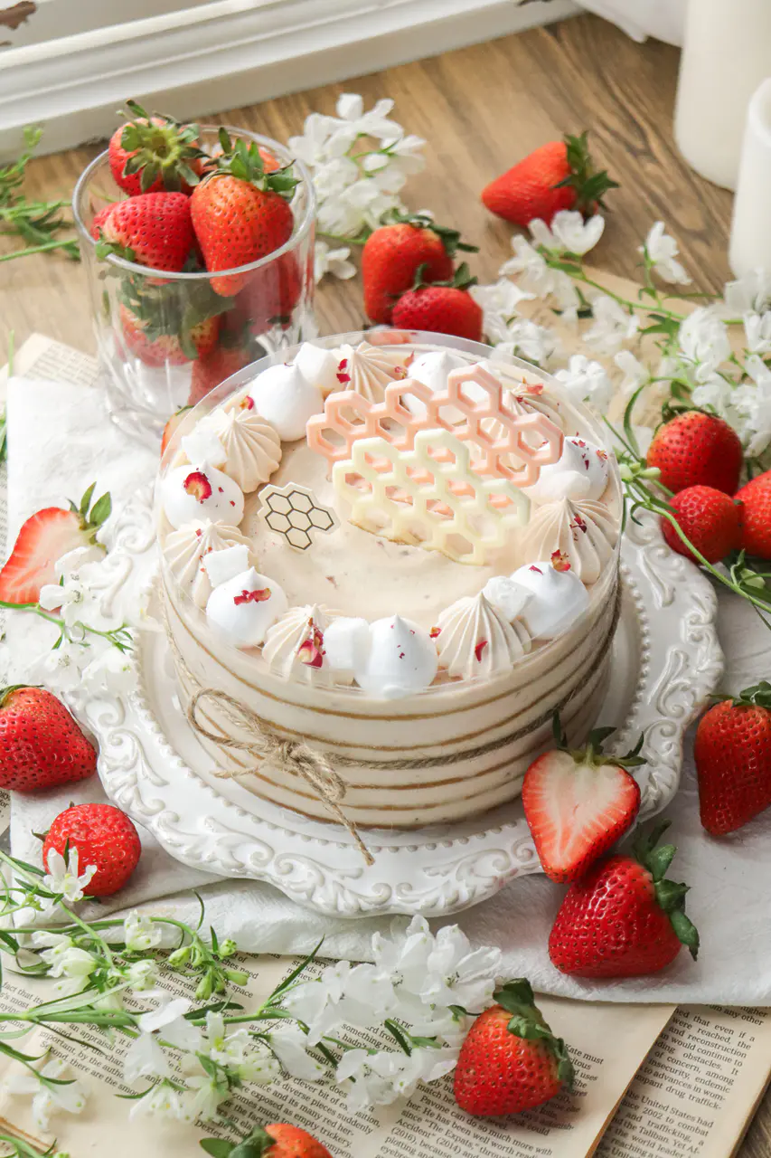 Strawberry Mochi Cream Cheese - Image 3